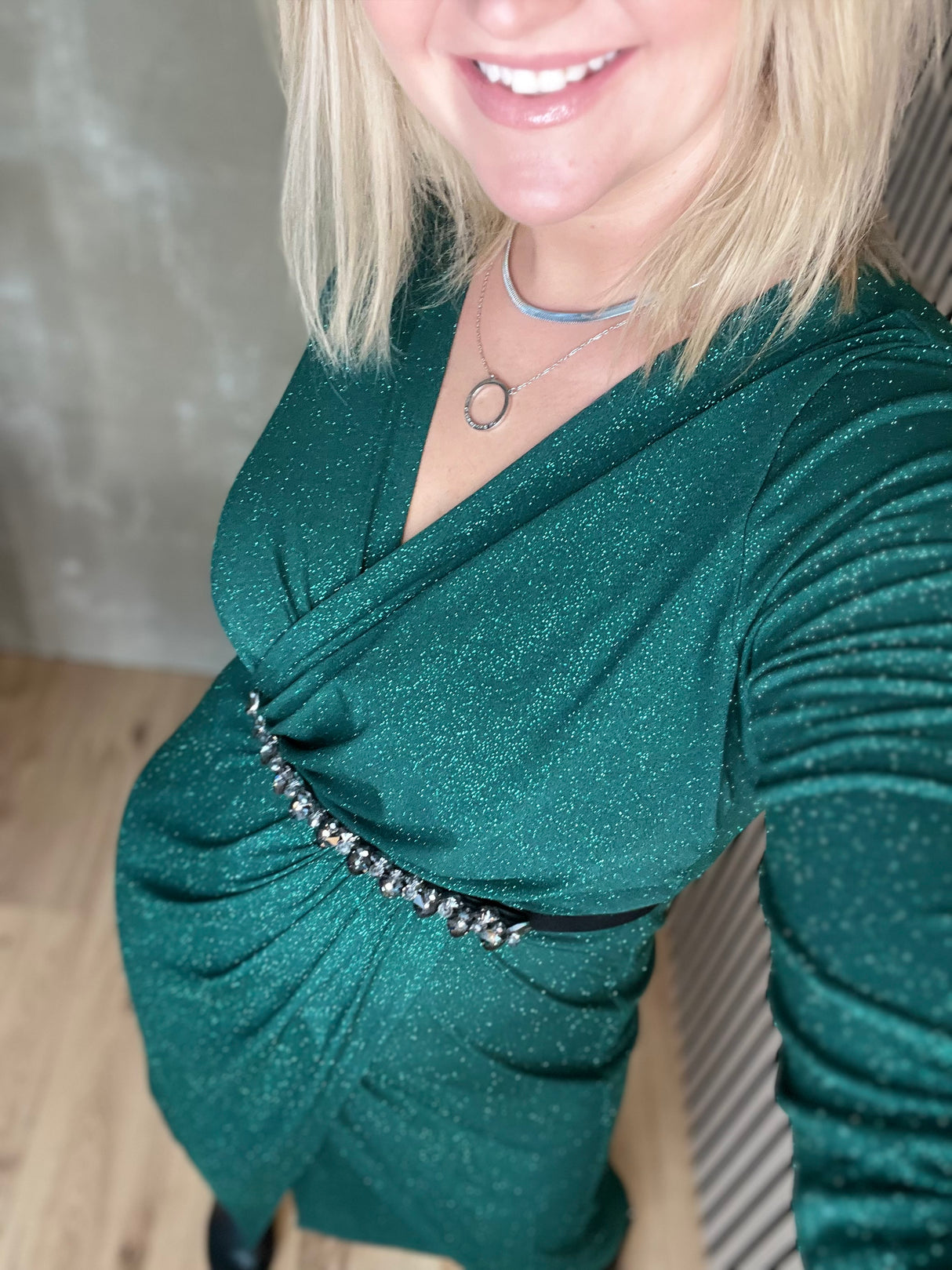 Teygjubelti semelíu steina:3 litir