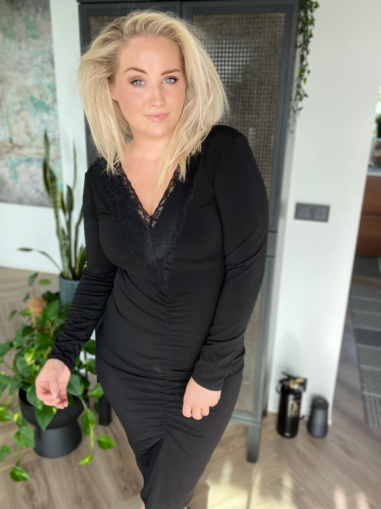 Spjót kjóll sv síðerma