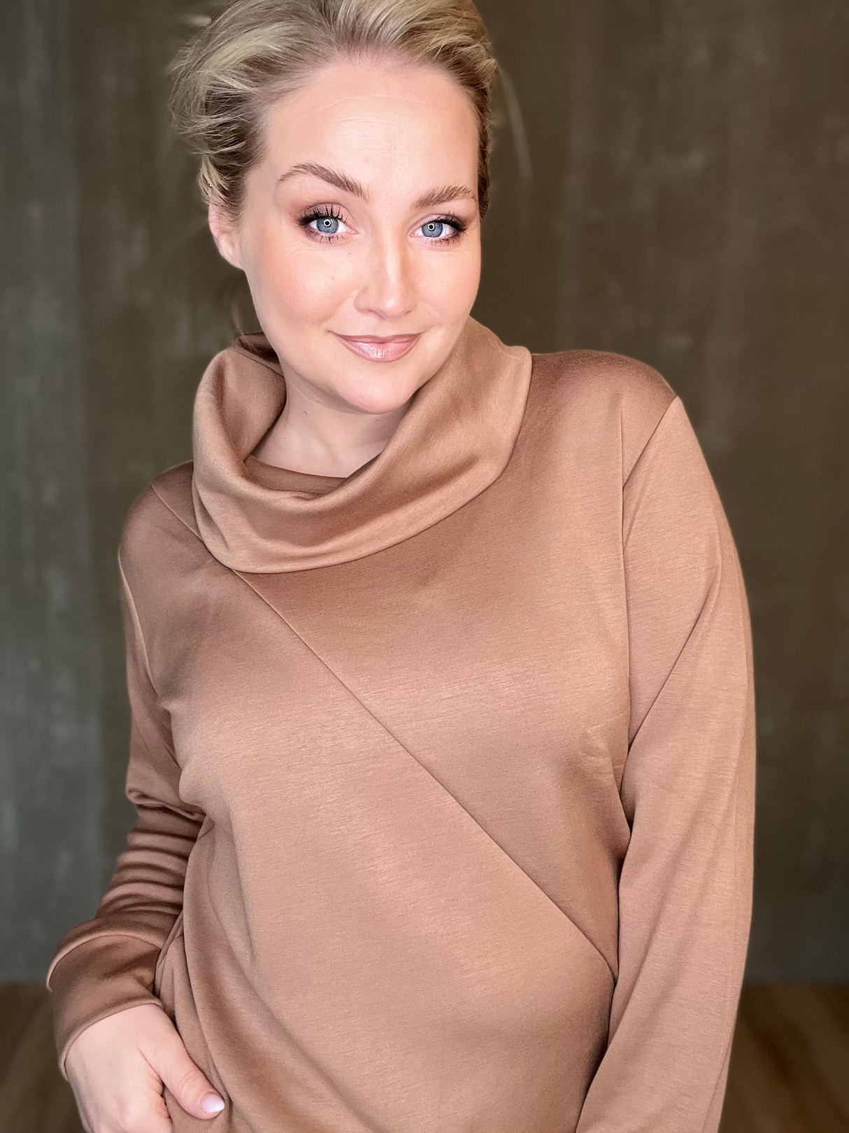 Naomi peysa