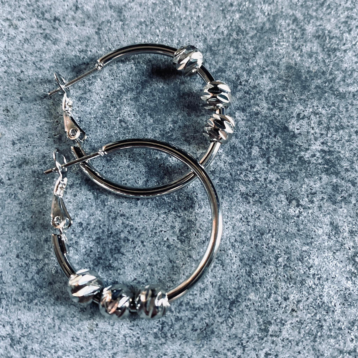 Krista lokkar hringir m kúlum