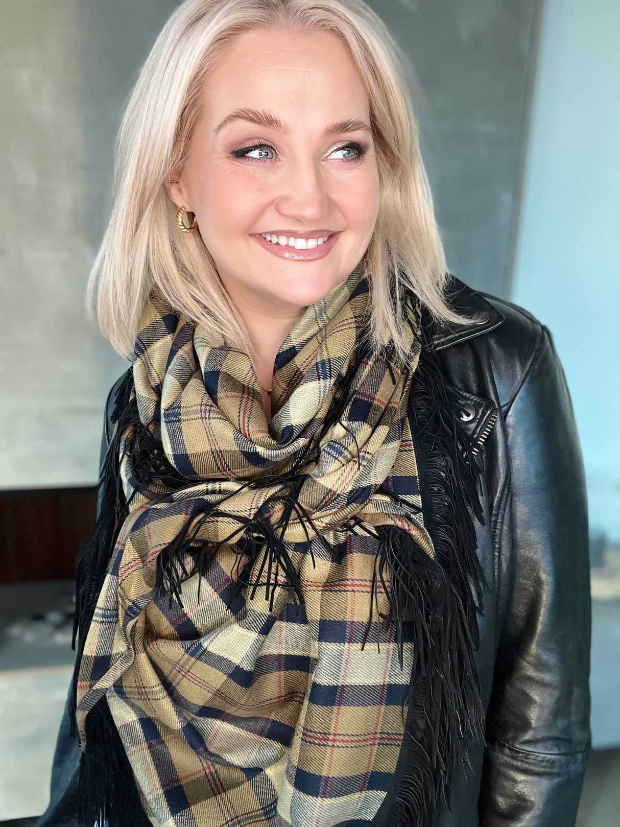 Klútur Brúnn/Grænn köflóttur með kögri