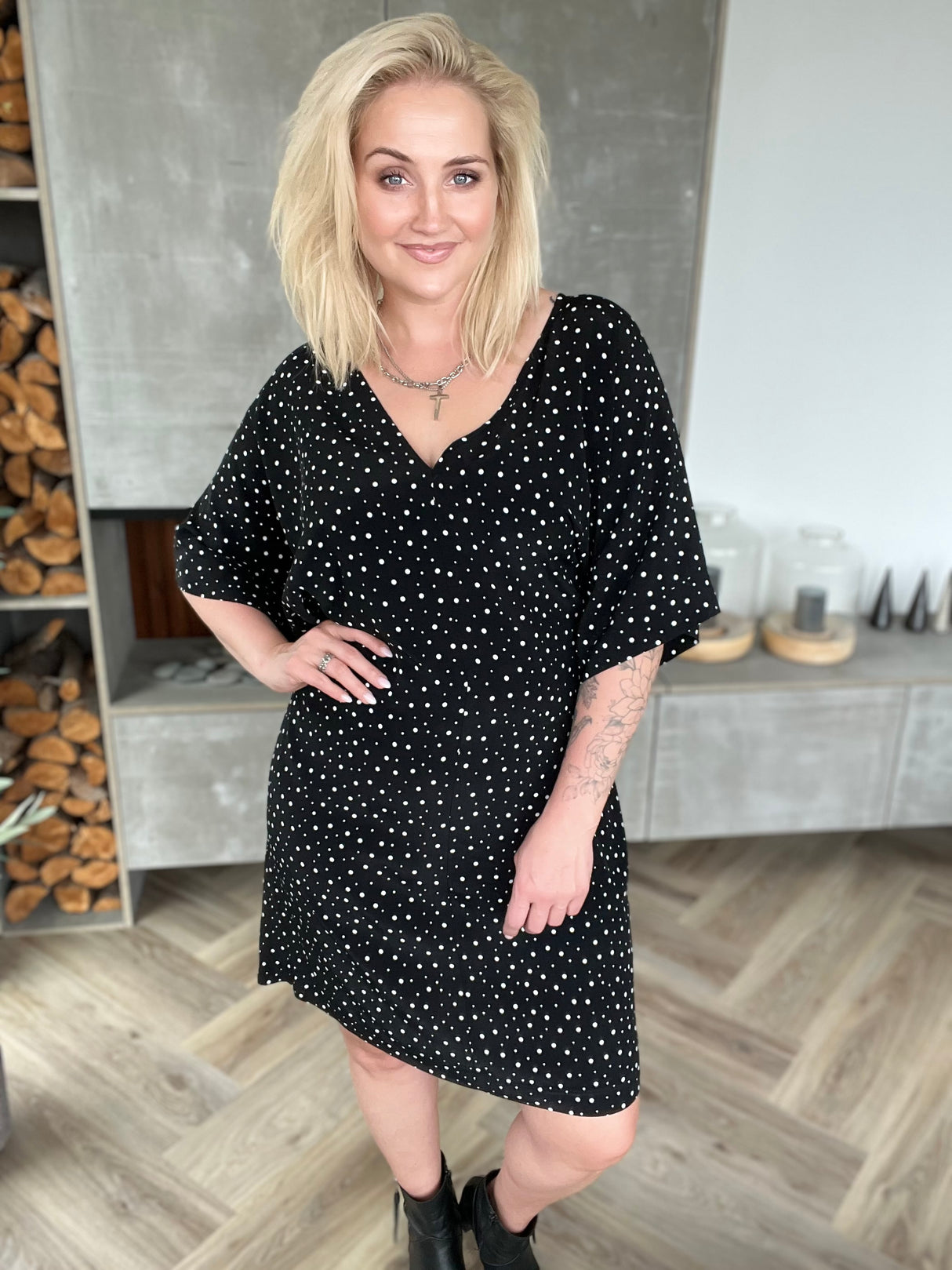 Esja Svört með hvítum doppum