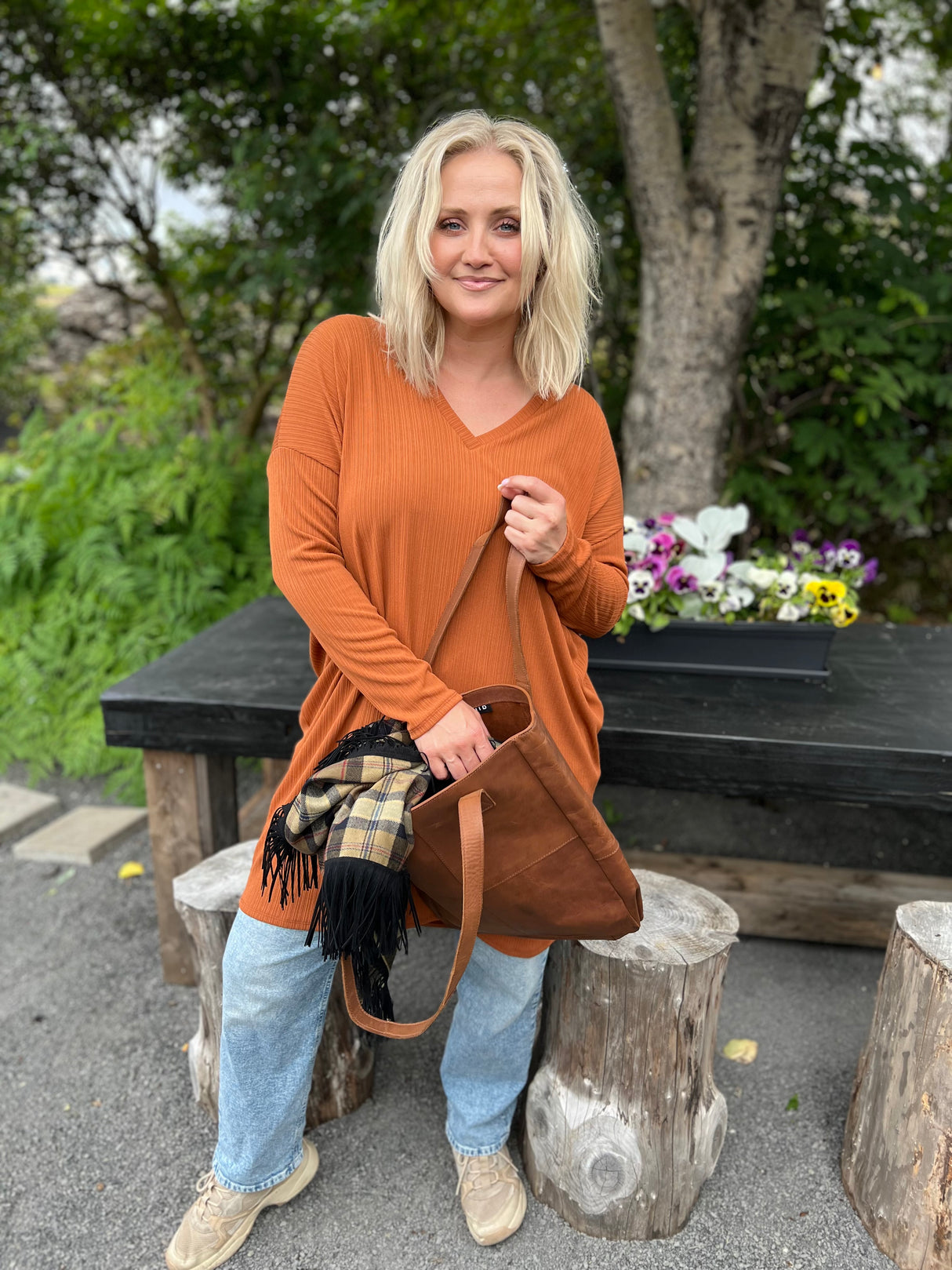 Brim kjóll V-hálsmál Rustik