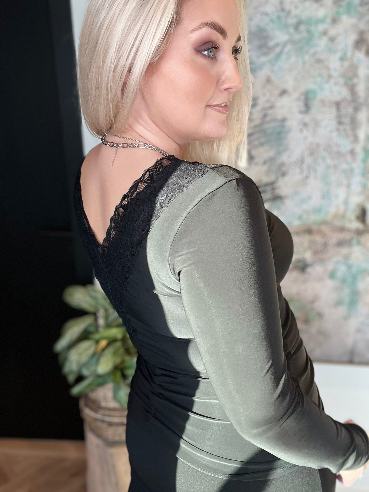 Spjót toppur svartur