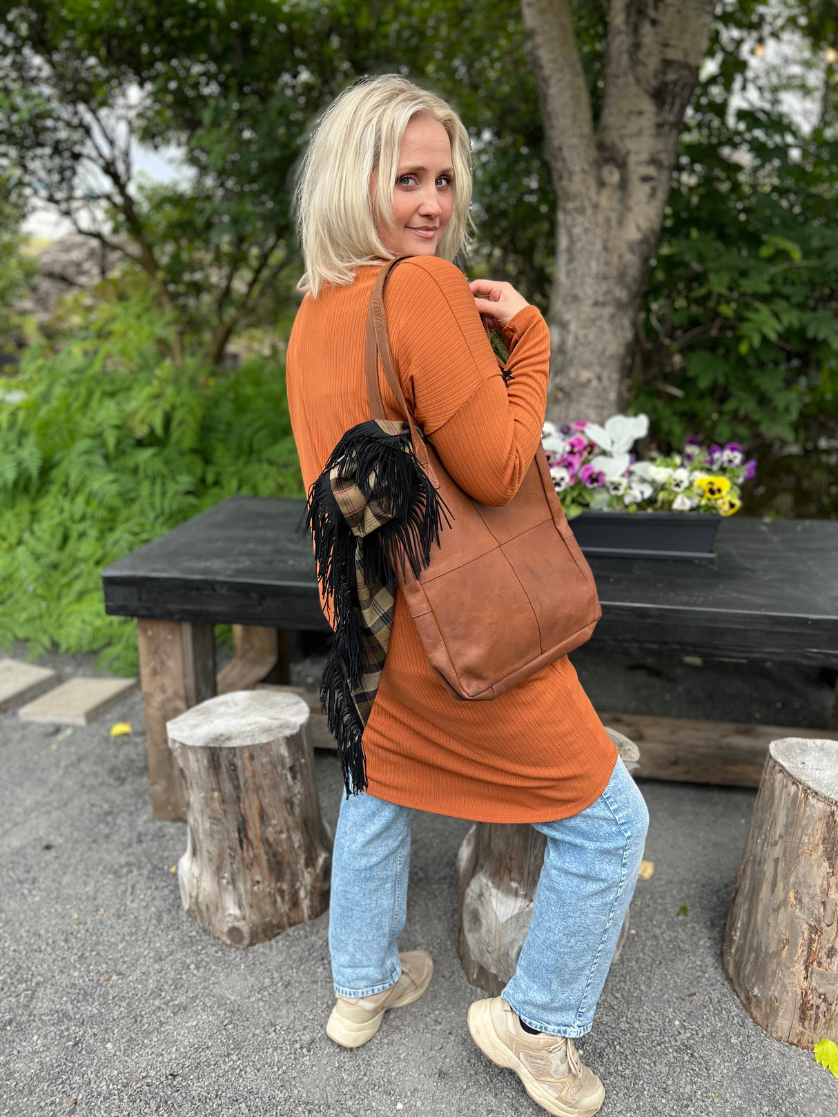 Brim kjóll V-hálsmál Rustik