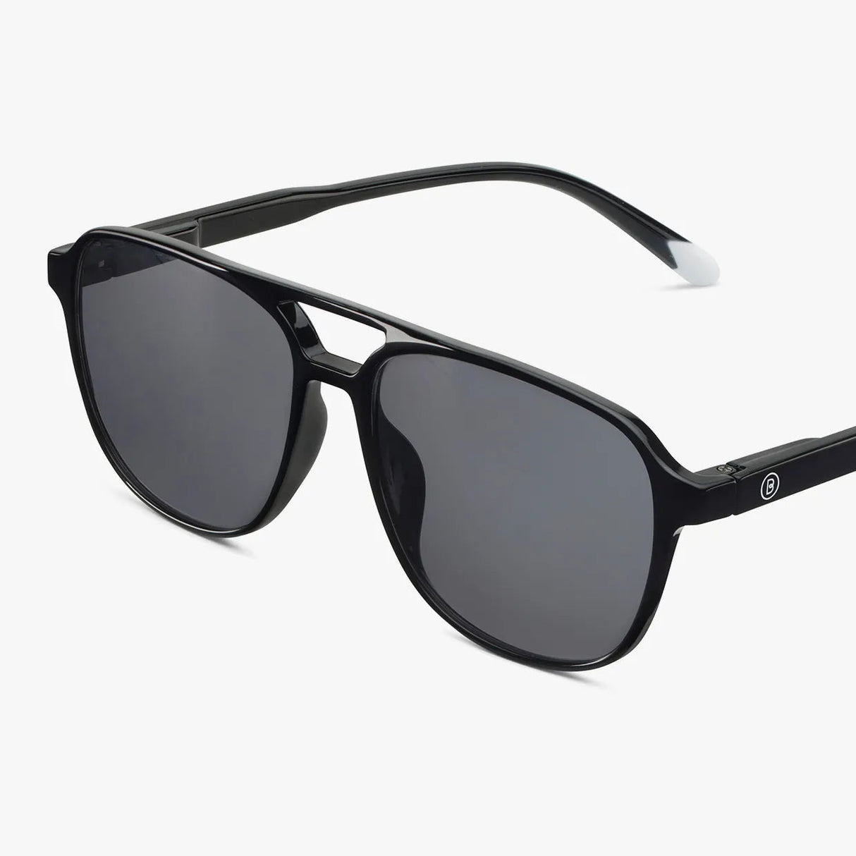 Brad Sólgleraugu