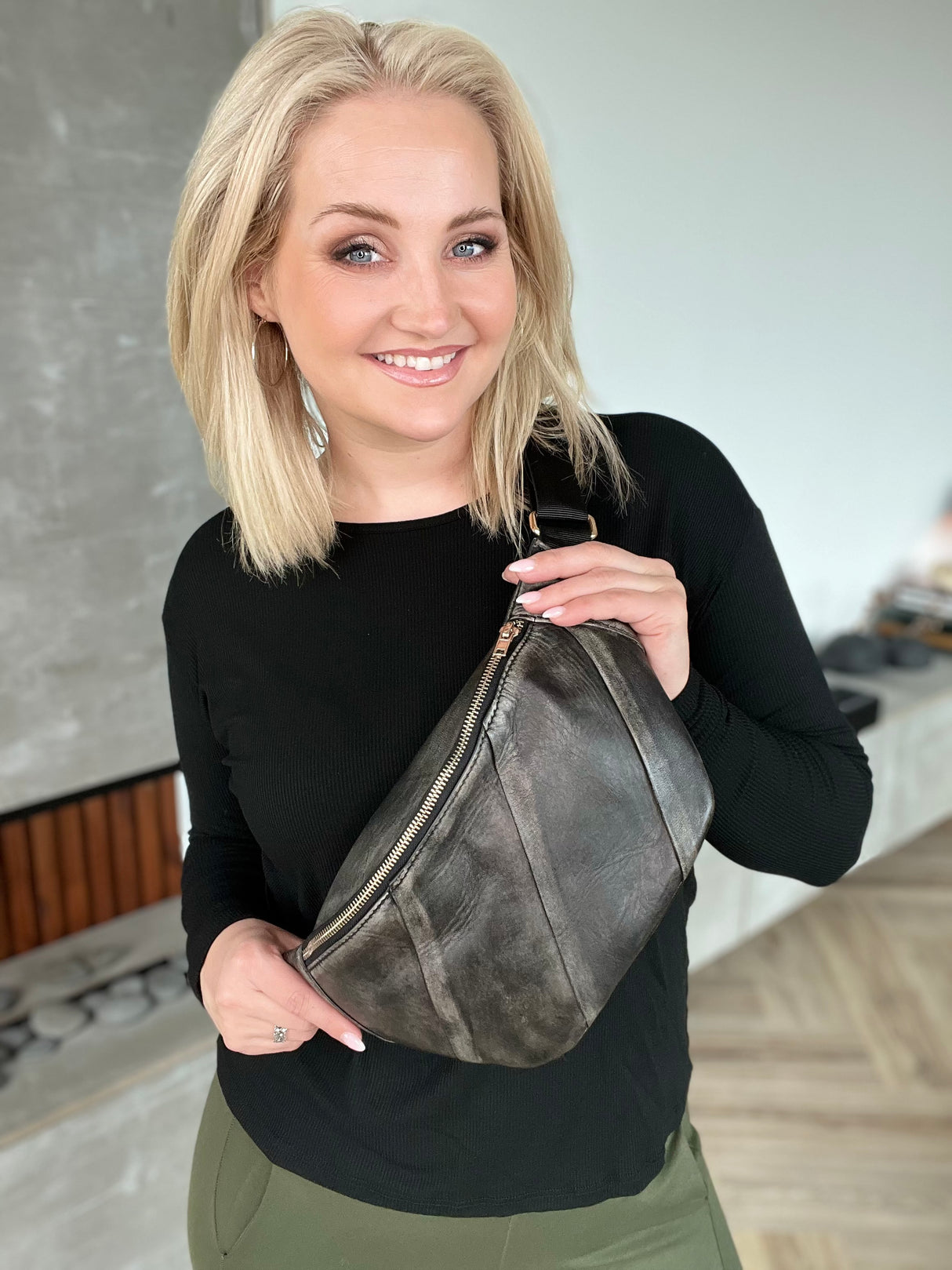 Bumbag Svört Snjáð