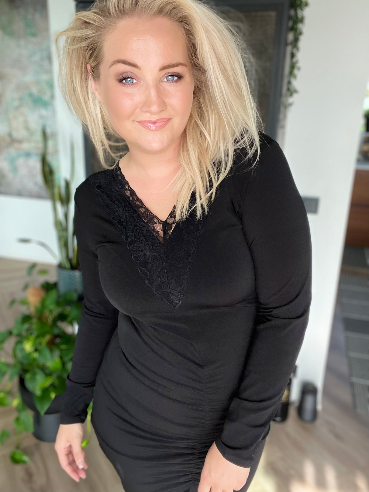 Spjót kjóll sv síðerma