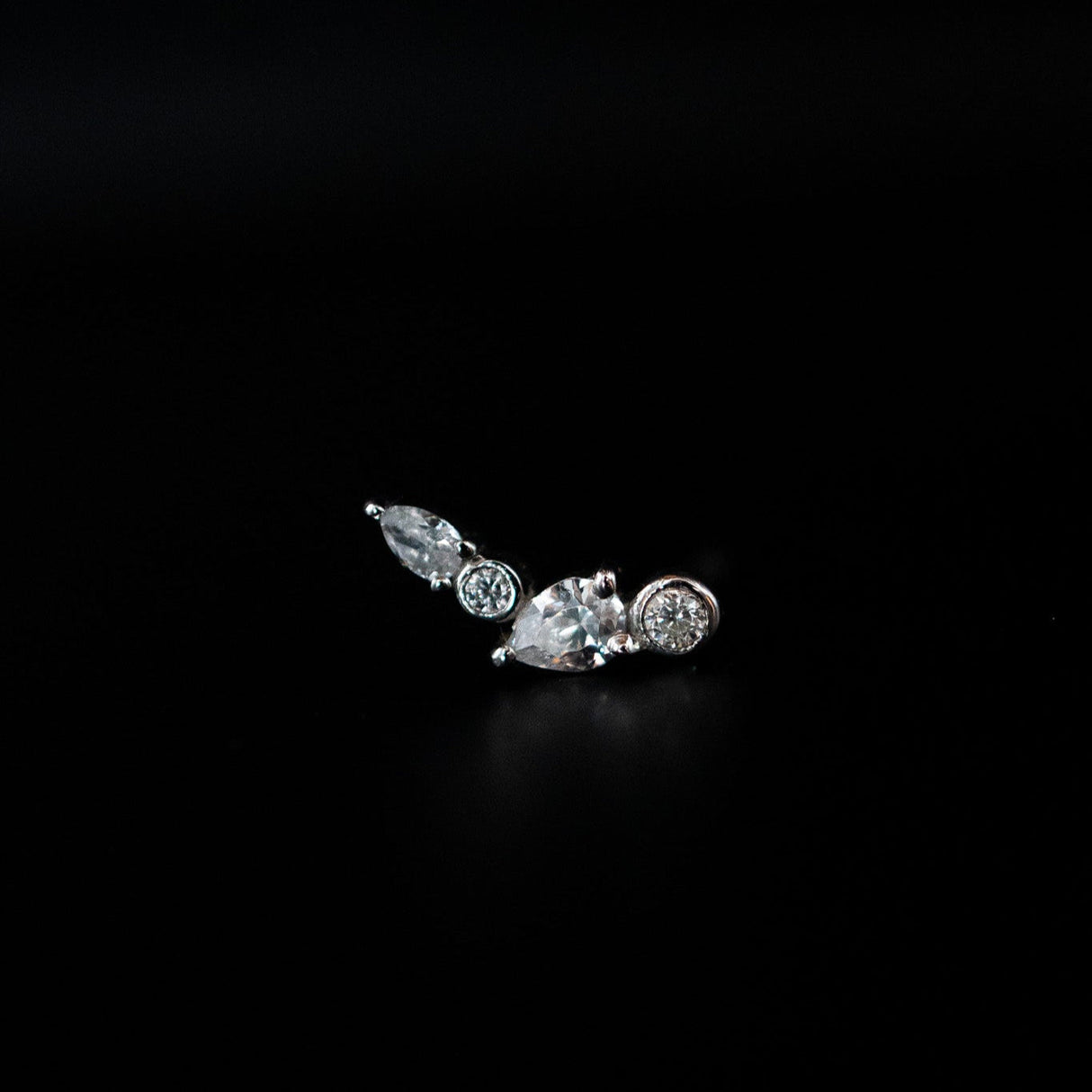 Aaria Climber Stud Lokkar