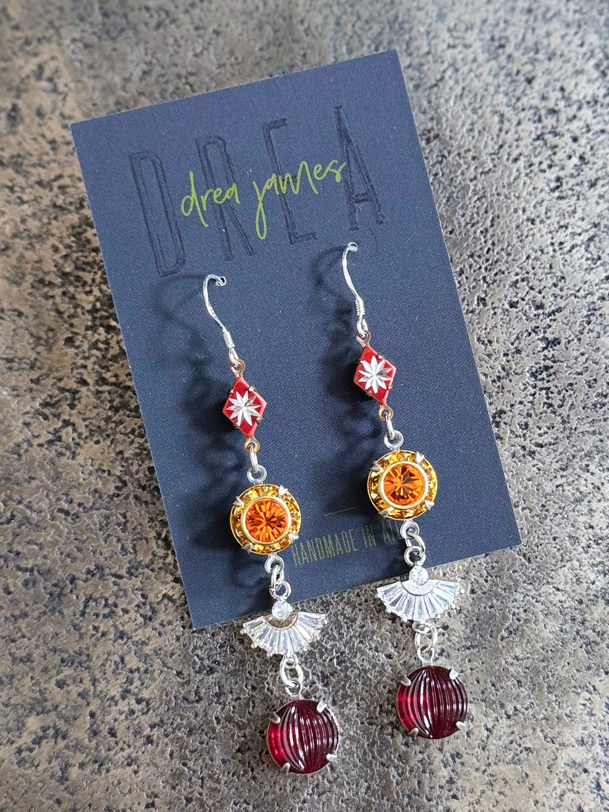 Lokkar DREA - engin tvö pör eins!