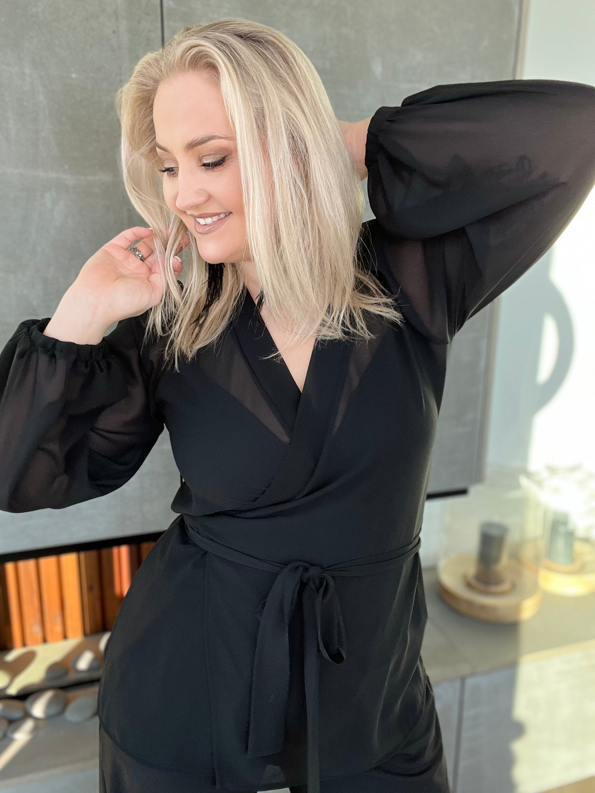 Gresja siffon skyrta Svört