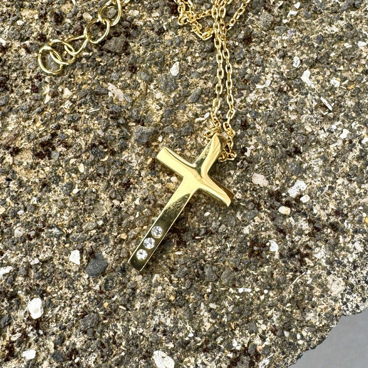 Krista Kross lítill