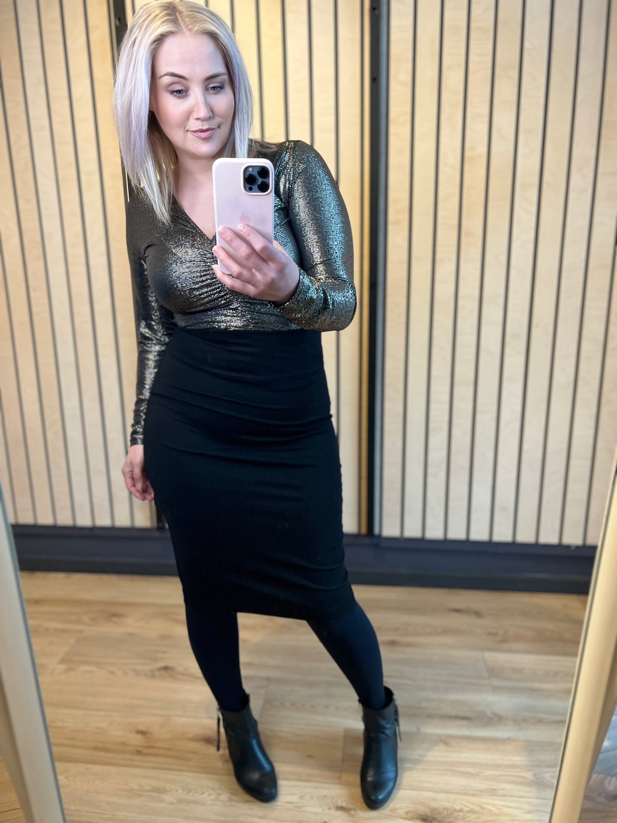 Pensil pils með klauf