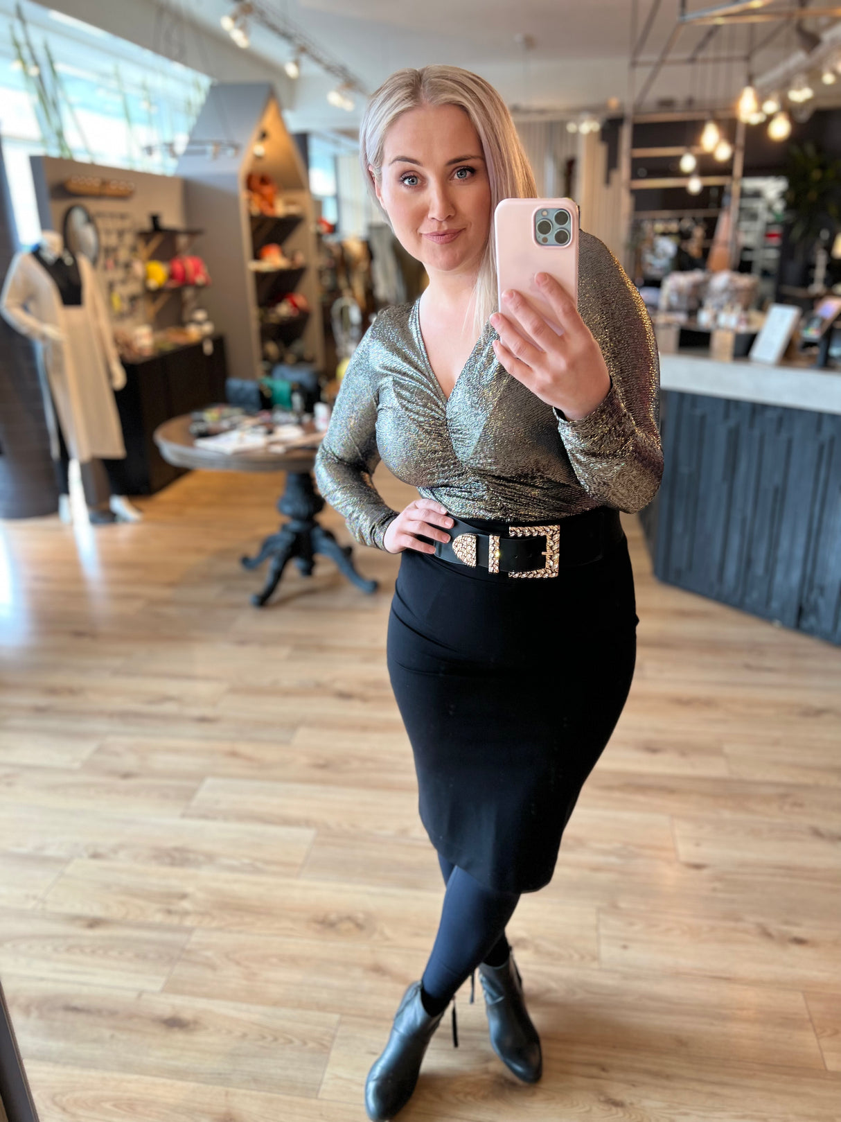 Pensil pils með klauf