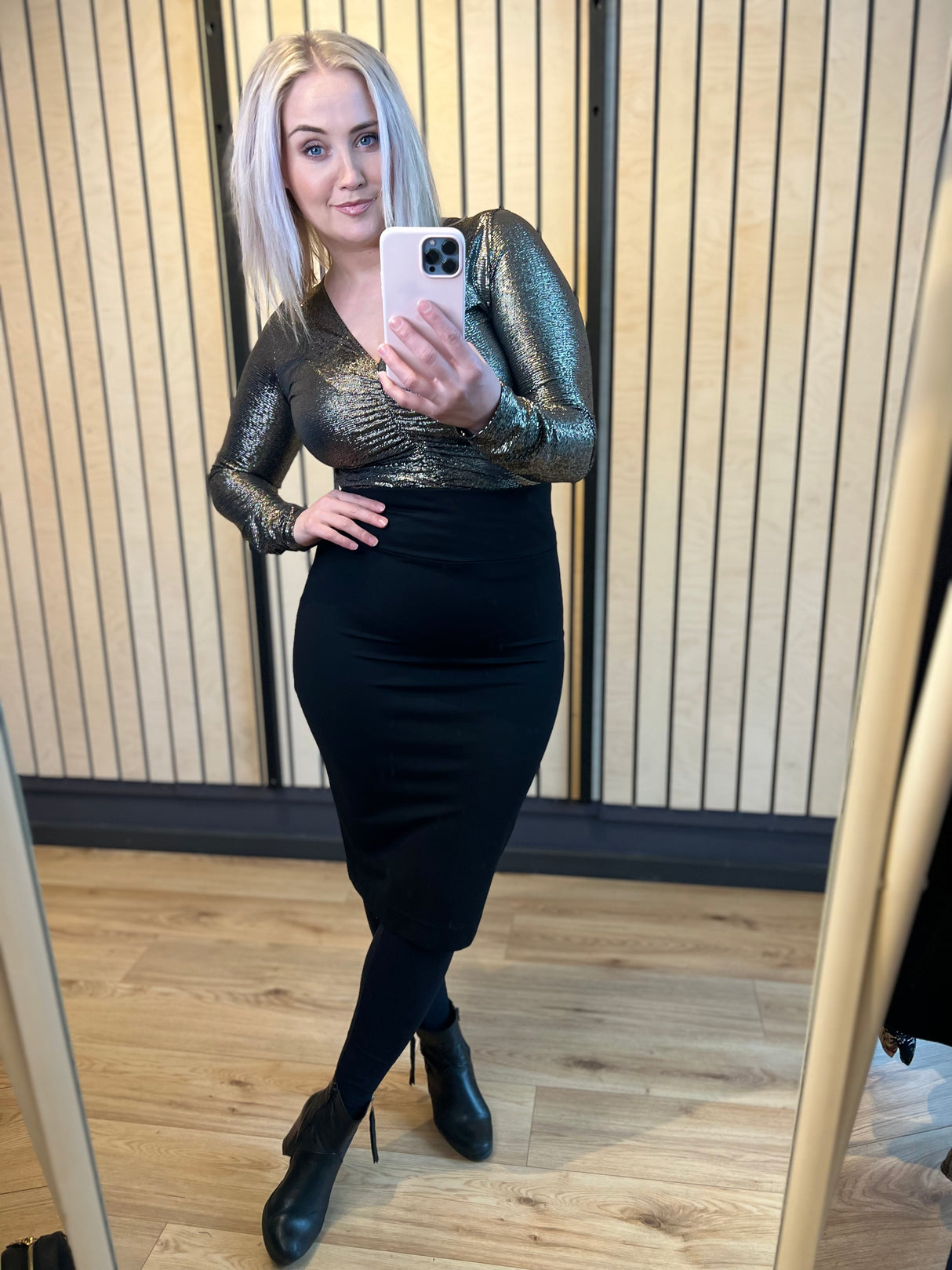 Pensil pils með klauf