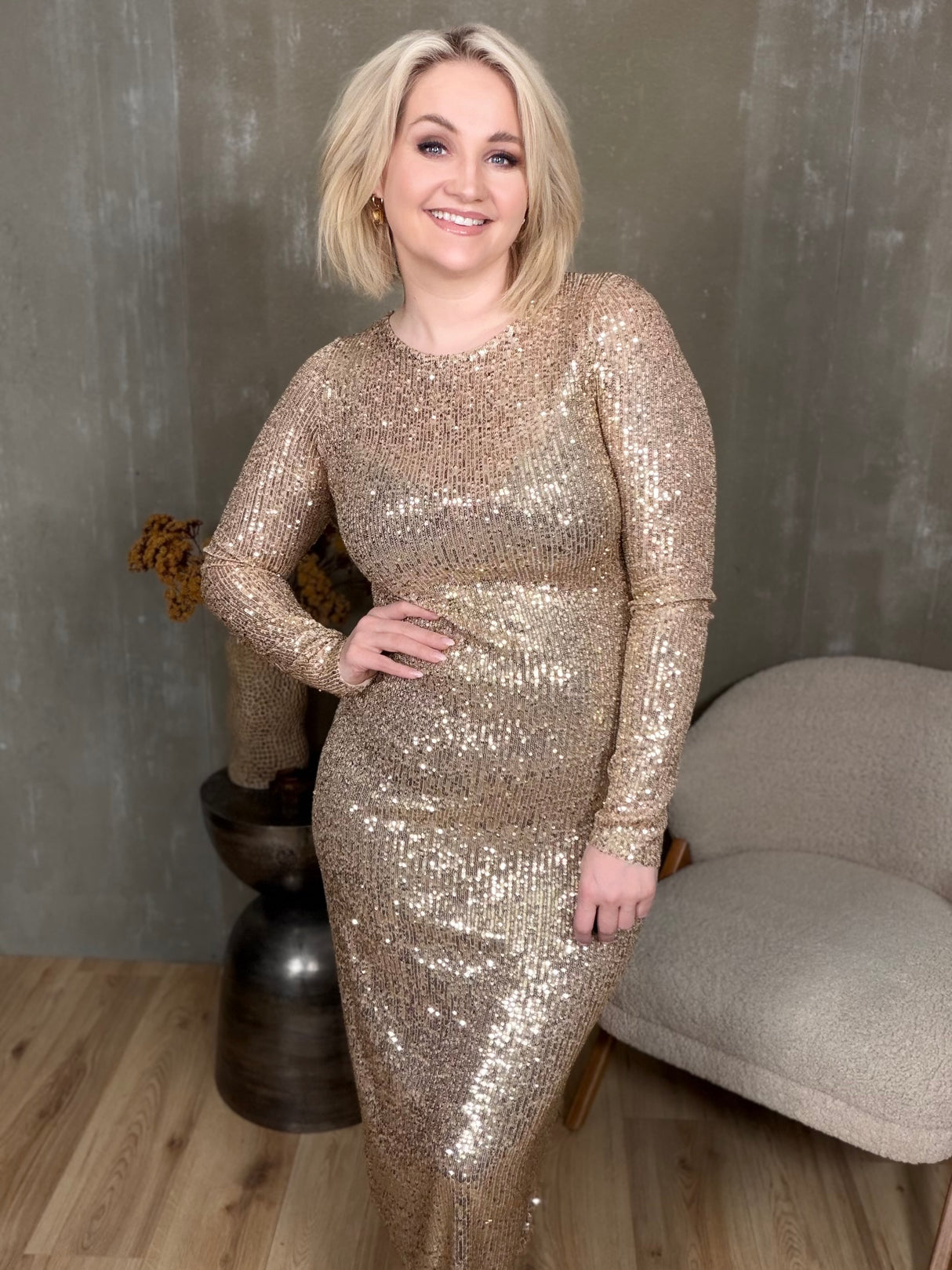 Strá pallíettukjóll