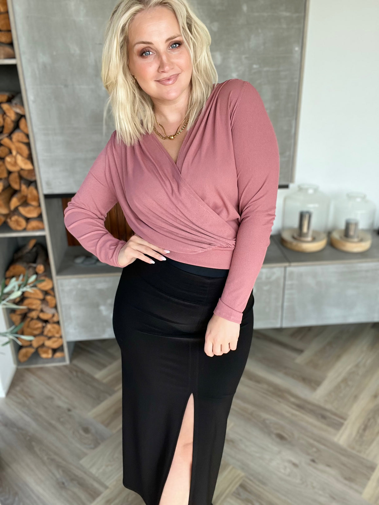 Glæta pils með klauf