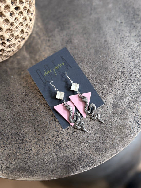 Lokkar DREA - engin tvö pör eins!