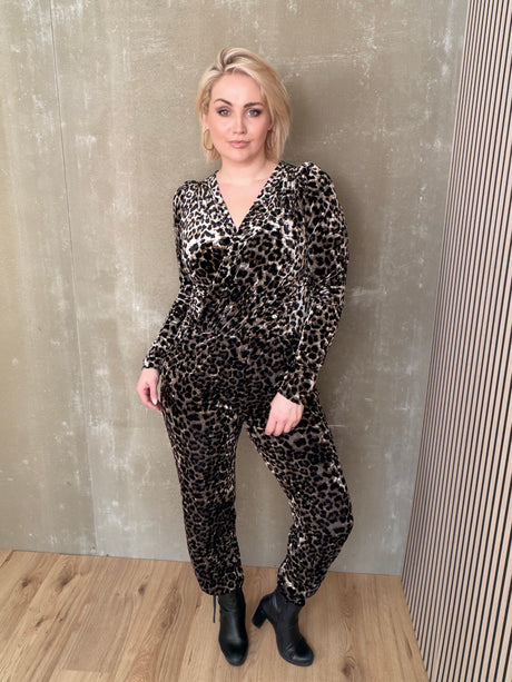 Drangur púff samfestingur