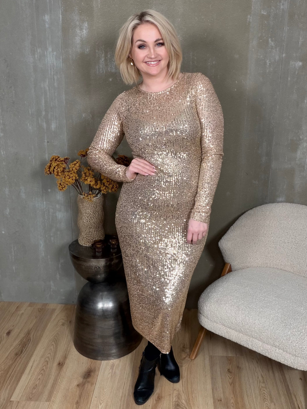 Strá pallíettukjóll