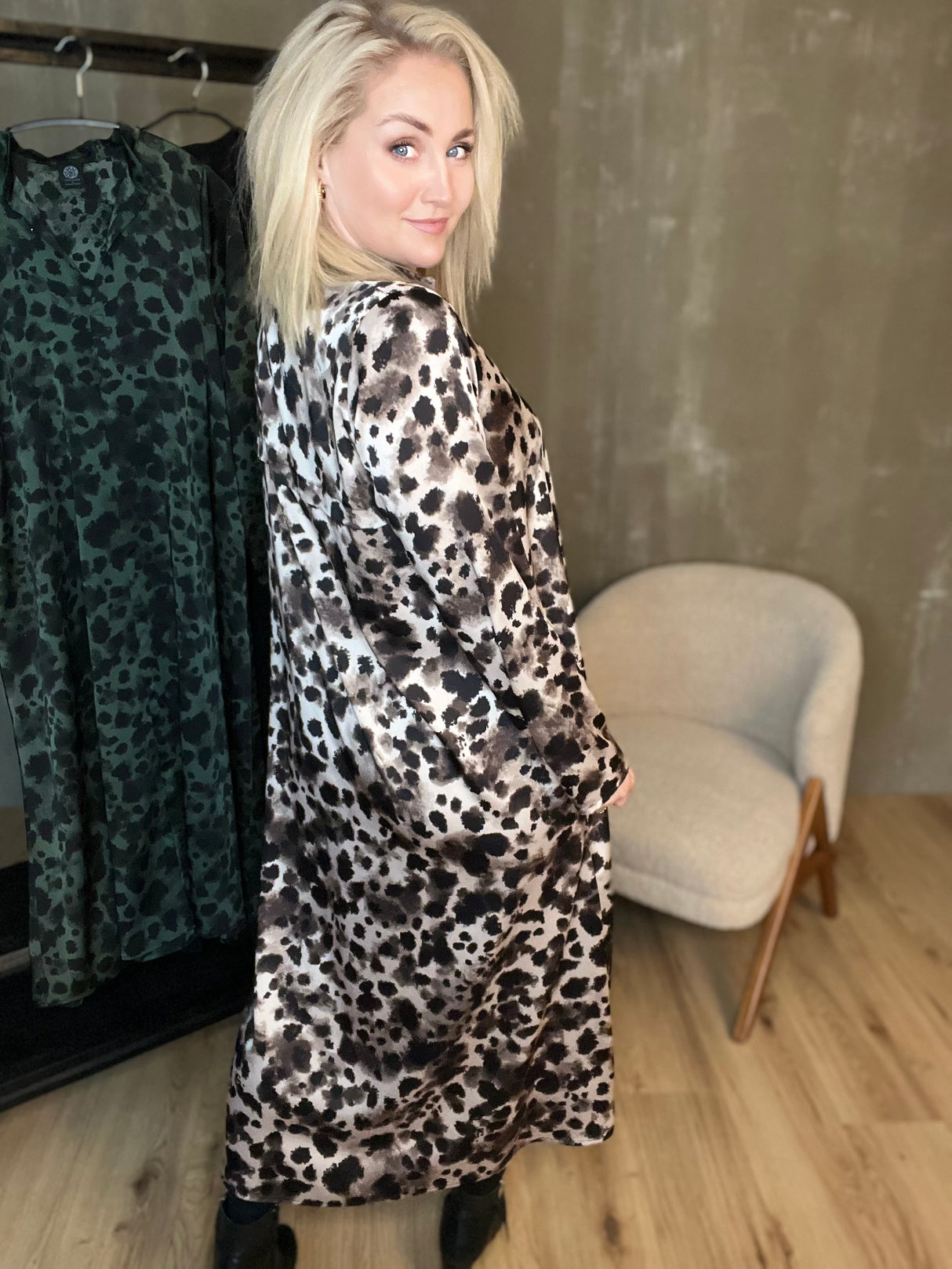 Skyrtukjóll síður - Leopard