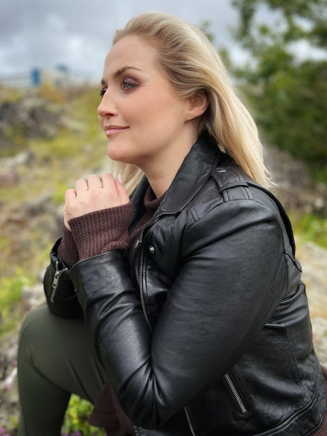 Leðurjakki stuttur með brjóstvasa