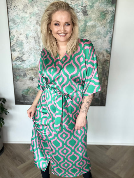 Dögg wrap satin kjóll