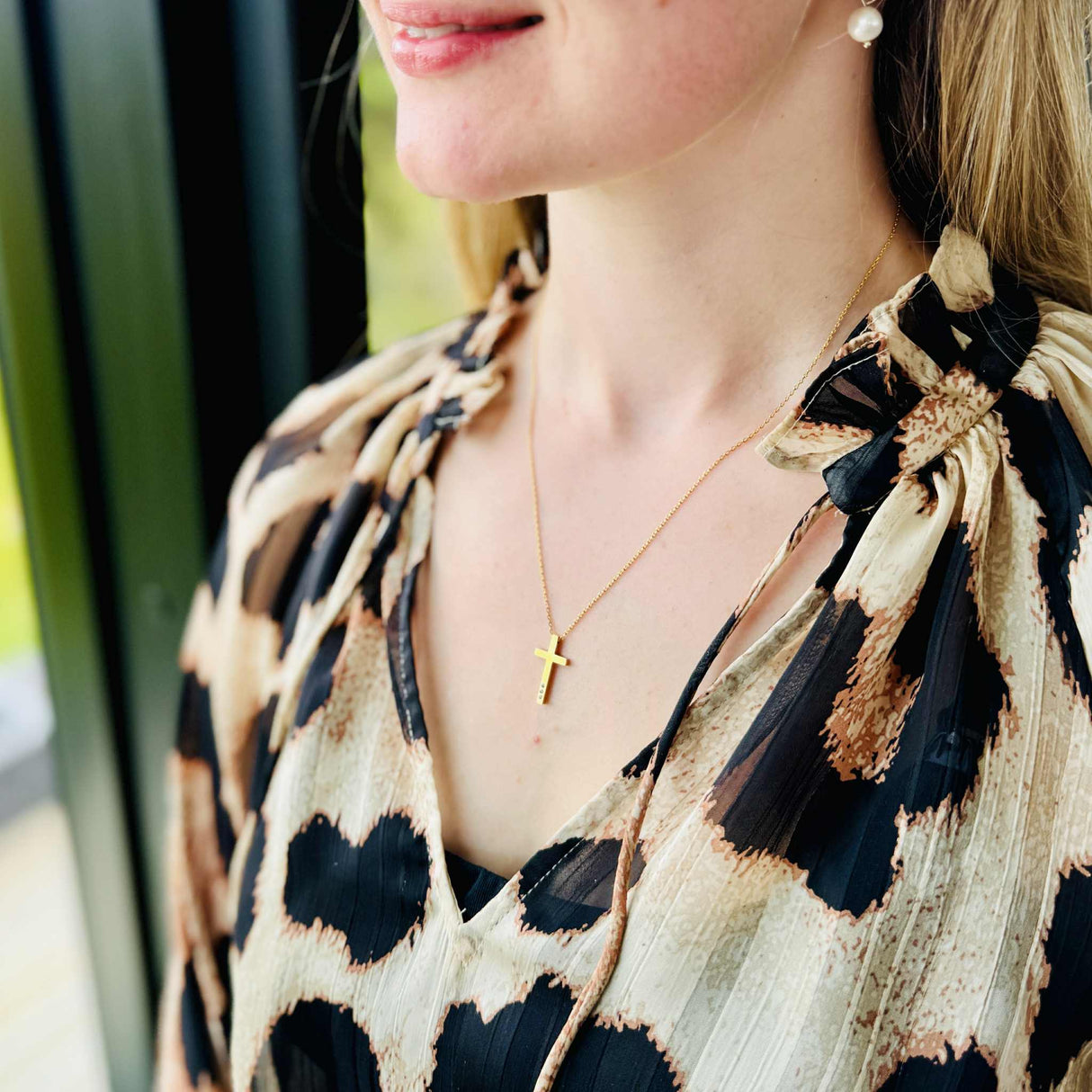 Krista Kross lítill