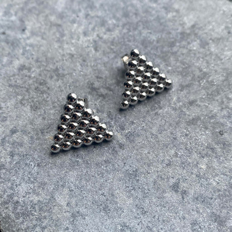 Lokkar þríhyrndir doppu 1,8cm í þvermál