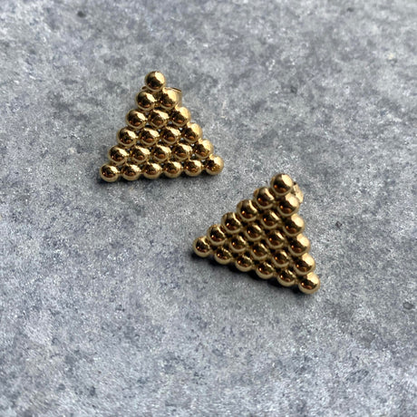 Lokkar þríhyrndir doppu 1,8cm í þvermál