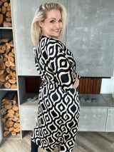 Dögg wrap satin kjóll