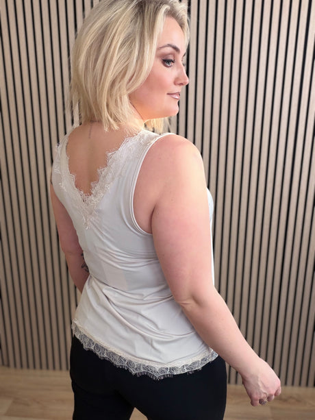 Bicco breiðir hlýrar