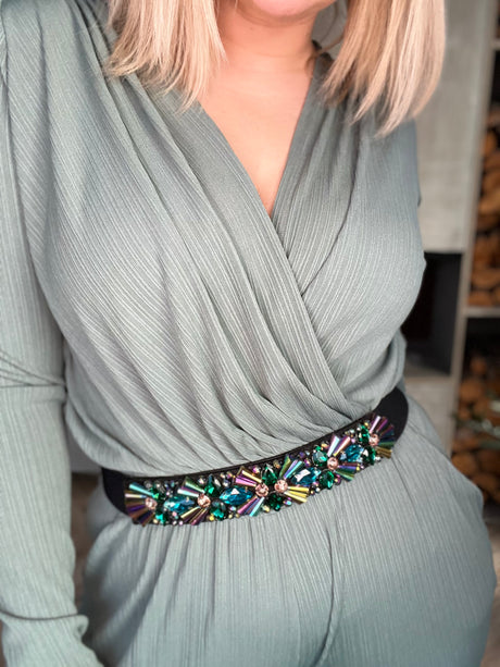 Teygjubelti semelíusteina breitt