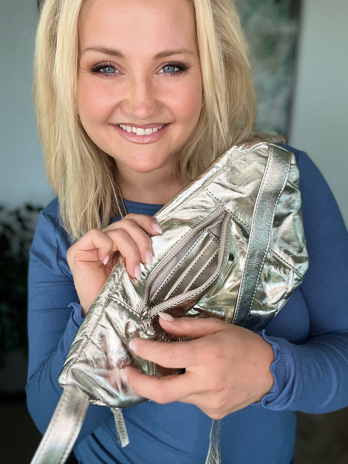 Bumbag silfur m 2 rennilásum