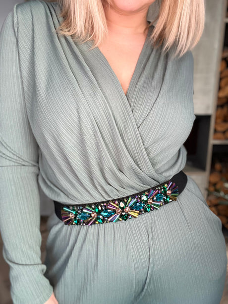 Teygjubelti semelíusteina breitt