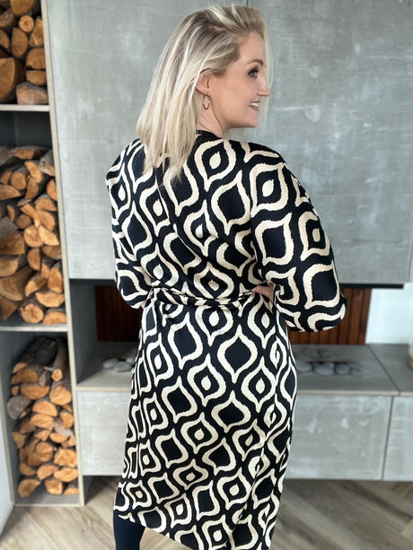 Dögg wrap satin kjóll