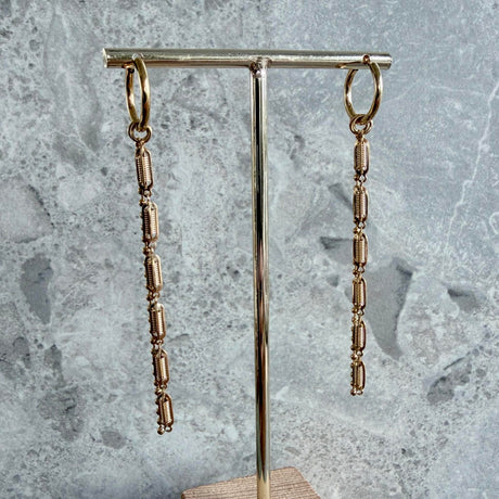 Lokkar með hringlás og 2 keðjum gull