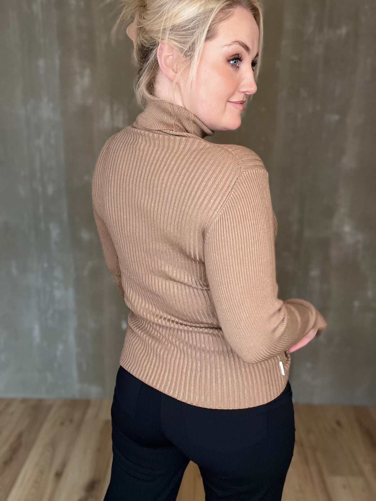 Pamela rúllukragabolur