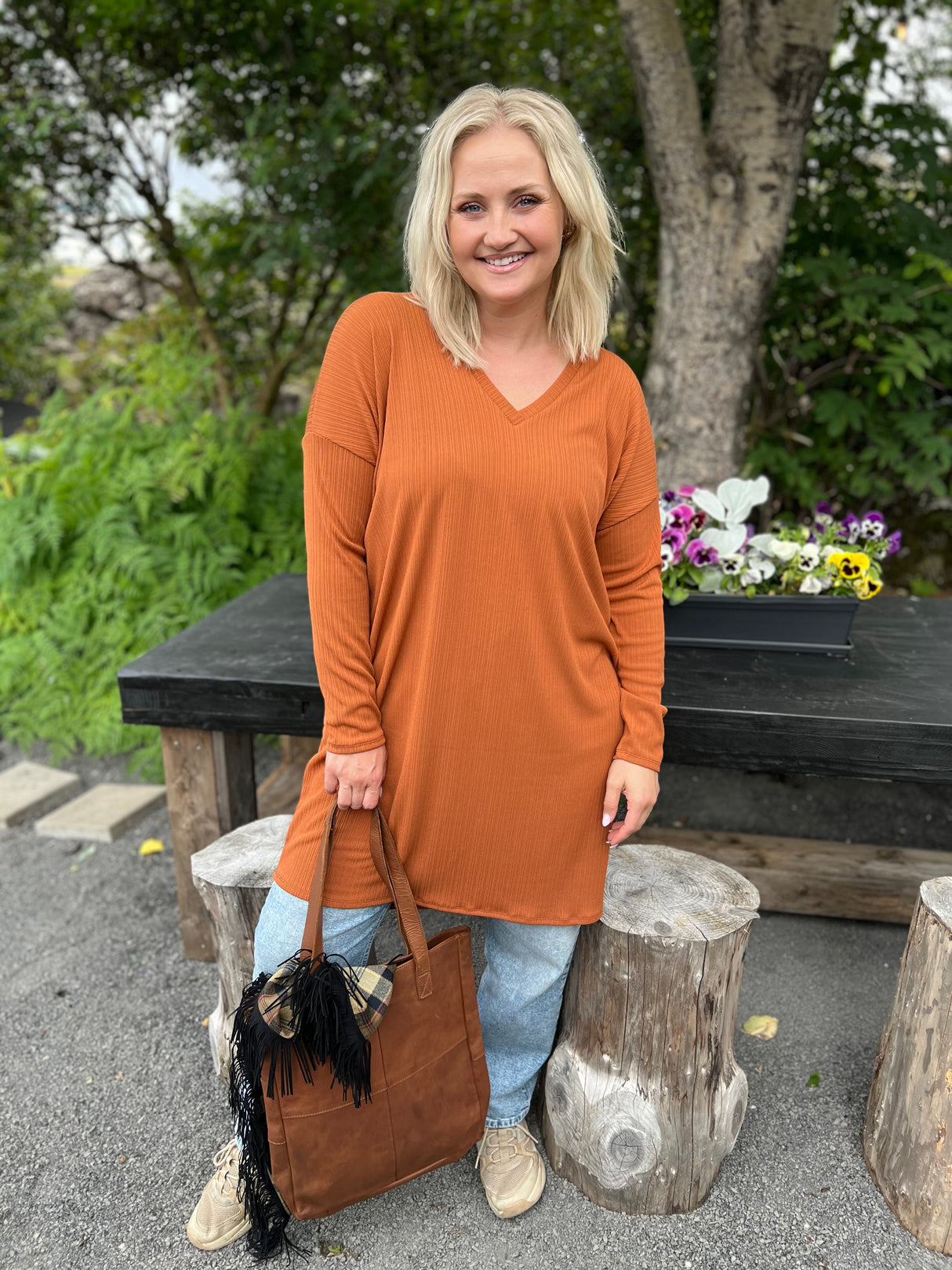 Brim kjóll V-hálsmál Rustik