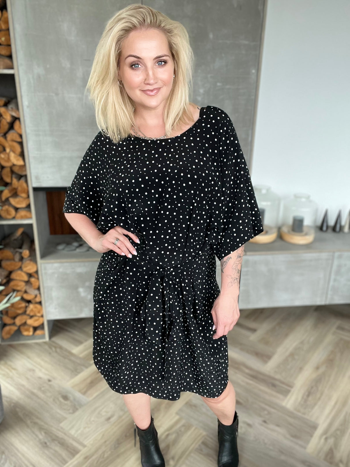 Esja Svört með hvítum doppum