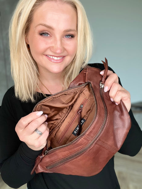 Bumbag m 2 rennilásum