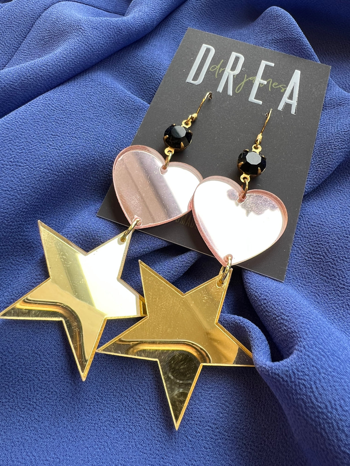 Lokkar DREA - engin tvö pör eins!