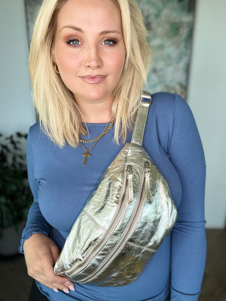 Bumbag silfur m 2 rennilásum