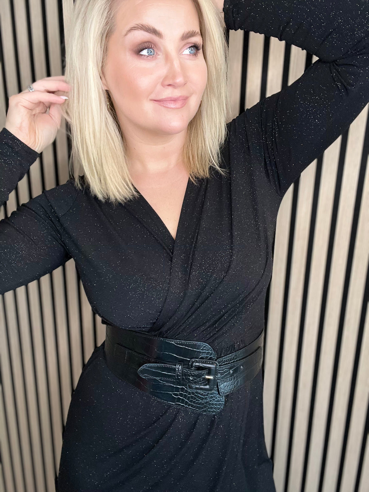 Teygjubelti breitt með grófri áferð