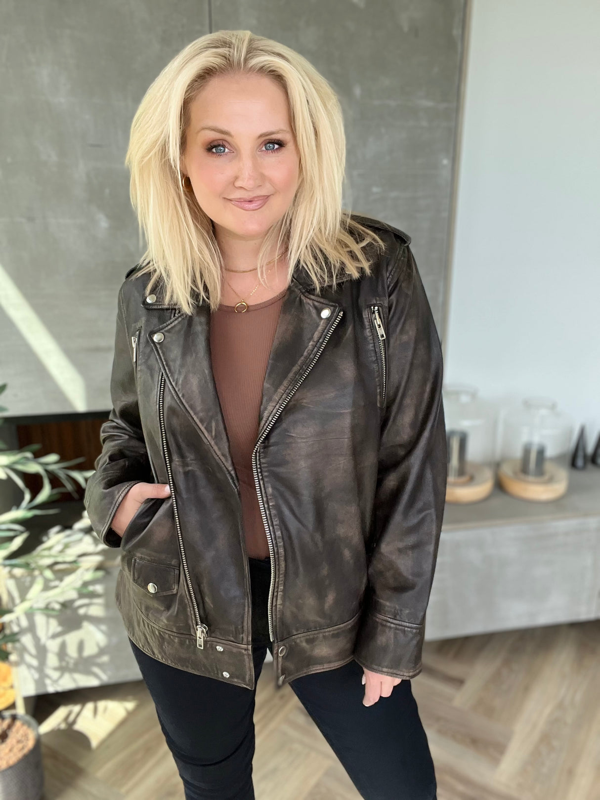 Leðurjakki Biker oversize brúnn