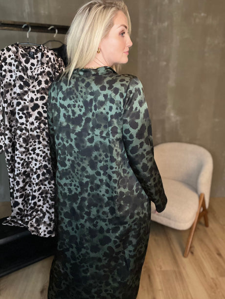 Skyrtukjóll síður - Leopard