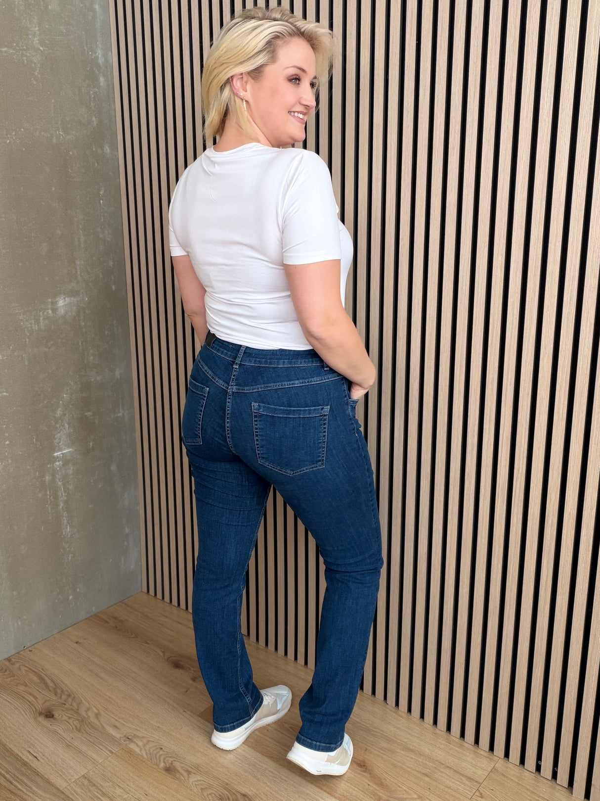 Angie Gallabuxur