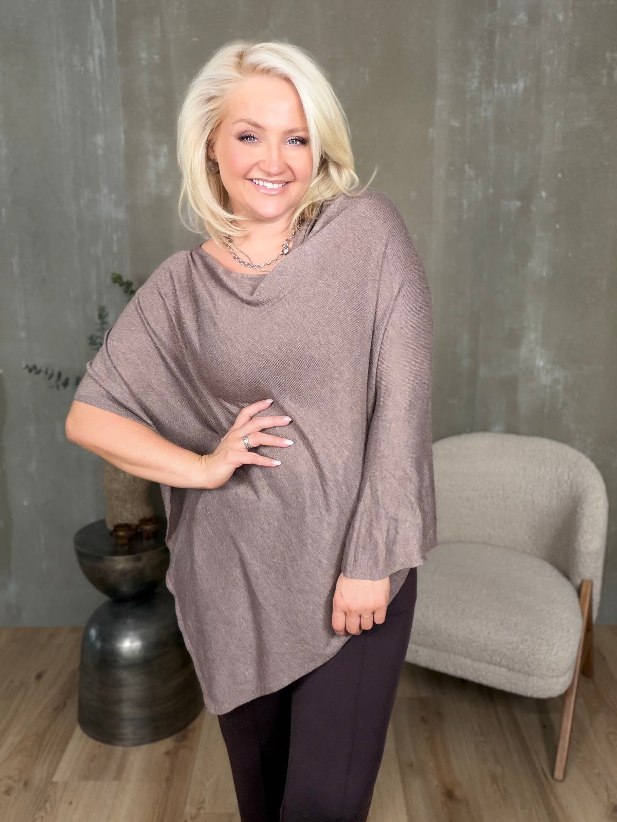 Petrina poncho