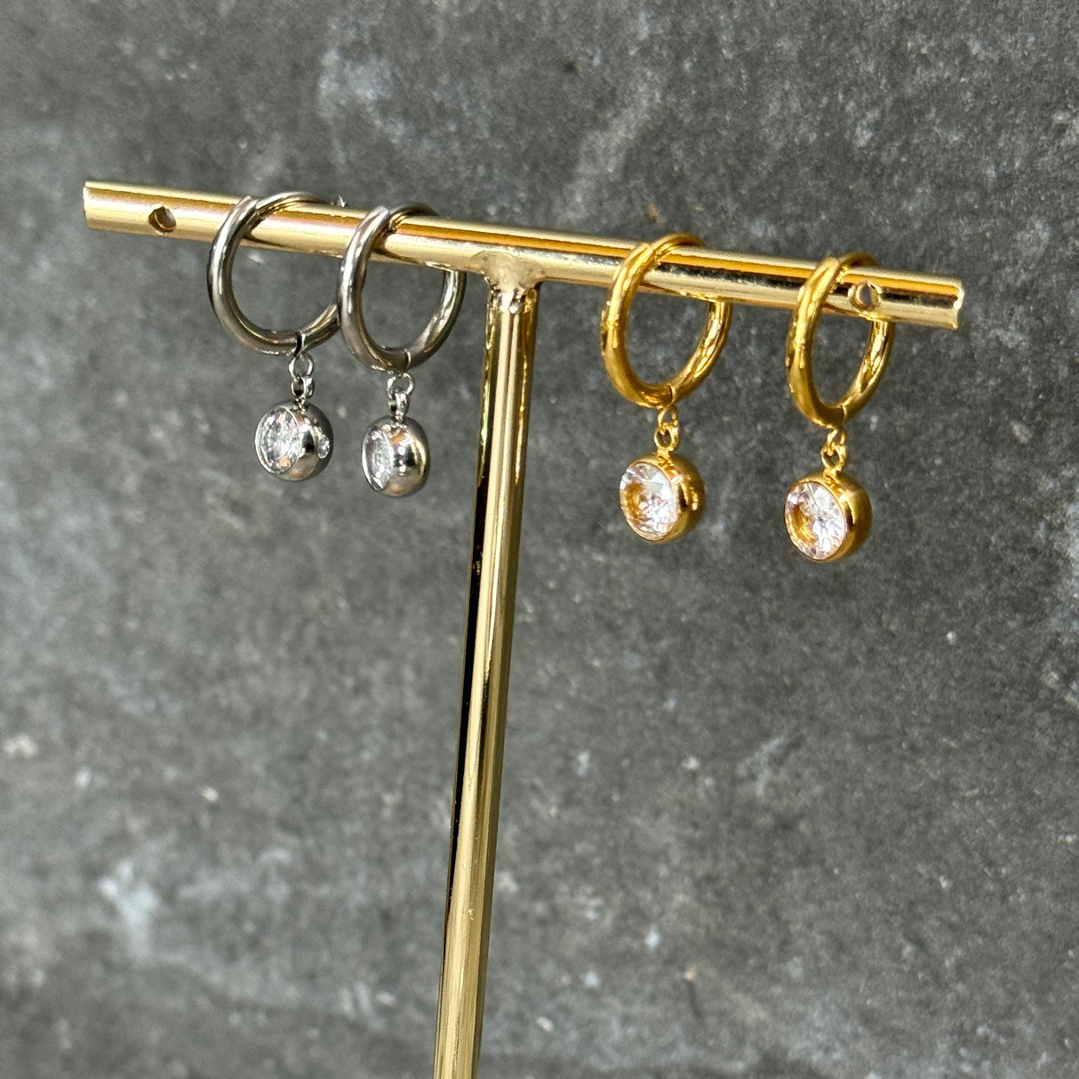 Krista- Dangle lokkar með stein