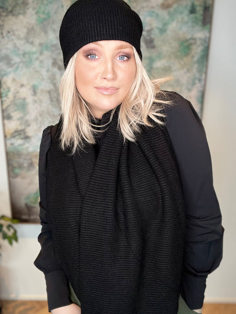 Skjól knit Svart